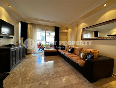 Spacious 2+1 apartment a kilometer from the sea in a comfortable area of Cikcilli.-id-4195-photo-1