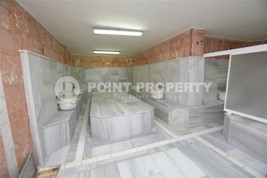 Spacious 2+1 apartment a kilometer from the sea in a comfortable area of Cikcilli.-id-4195-photo-12