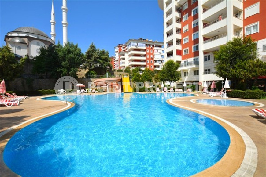 Spacious 2+1 apartment a kilometer from the sea in a comfortable area of Cikcilli.-id-4195-photo-15