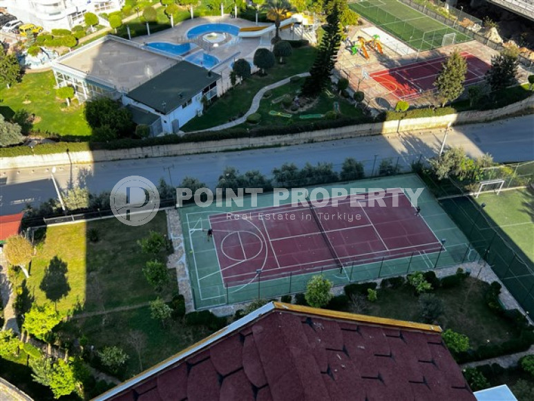 Spacious 2+1 apartment a kilometer from the sea in a comfortable area of Cikcilli.-id-4195-photo-17