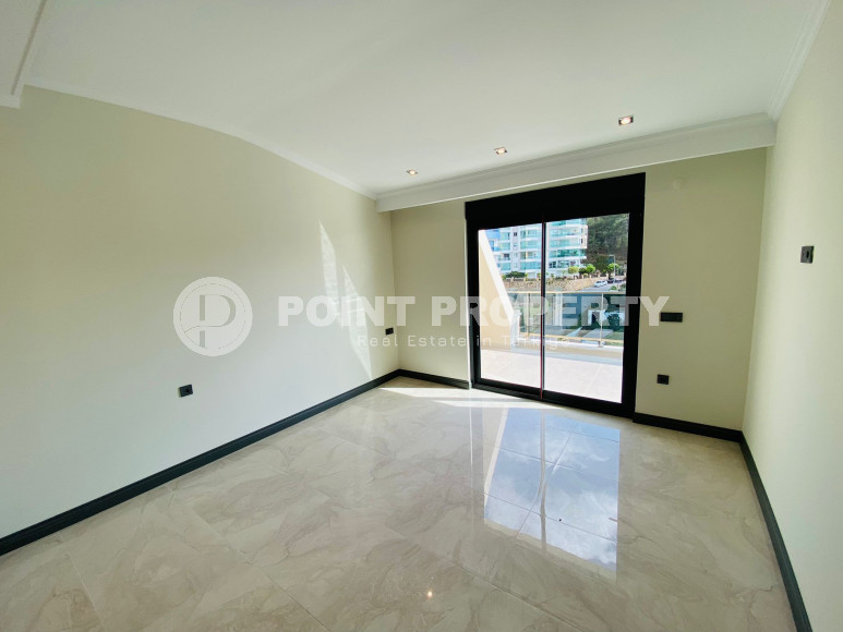 Дуплекс 3+1 с чистовой отделкой на 5-м этаже с мансардой в 300 метрах от моря в элитном районе Аланьи Каргыджак.-id-4196-фото-3