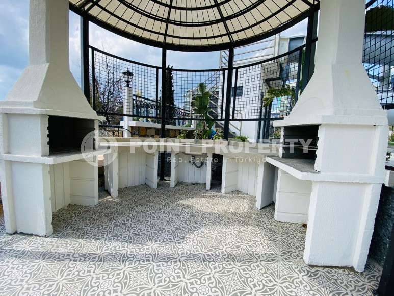 Дуплекс 3+1 с чистовой отделкой на 5-м этаже с мансардой в 300 метрах от моря в элитном районе Аланьи Каргыджак.-id-4196-фото-22