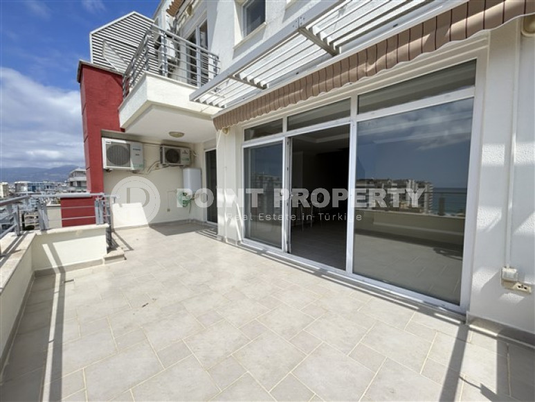 Панорамный дуплекс с чистовой отделкой на 11-м этаже с мансардой в центре района Махмутлар.-id-4201-фото-13