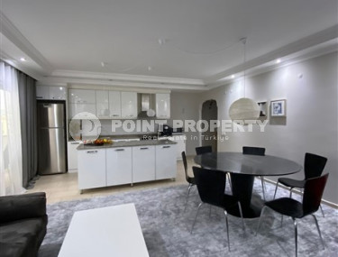 Просторная светлая квартира 4+1 в 250 метрах от пляжа и набережной в центре района Оба.-id-4202-фото-2