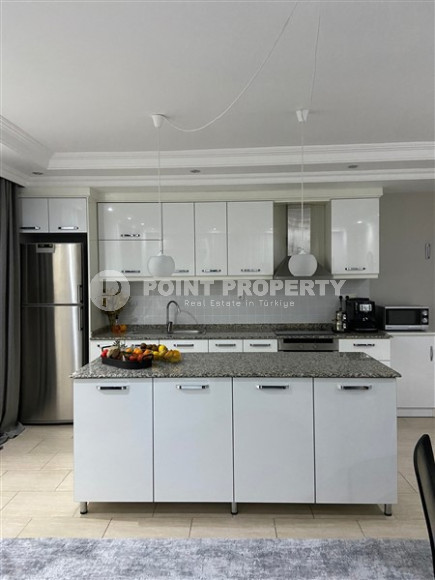 Spacious, bright 4+1 apartment 250 meters from the beach and embankment in the center of Oba district.-id-4202-photo-4