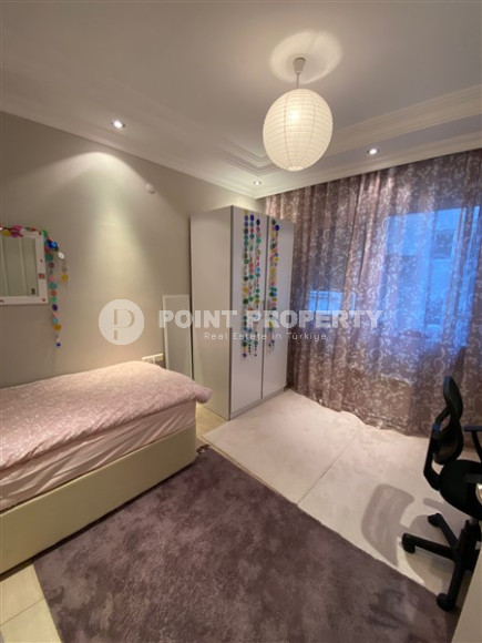 Spacious, bright 4+1 apartment 250 meters from the beach and embankment in the center of Oba district.-id-4202-photo-8