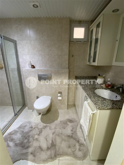 Spacious, bright 4+1 apartment 250 meters from the beach and embankment in the center of Oba district.-id-4202-photo-9