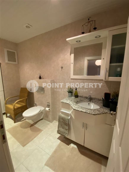 Spacious, bright 4+1 apartment 250 meters from the beach and embankment in the center of Oba district.-id-4202-photo-10