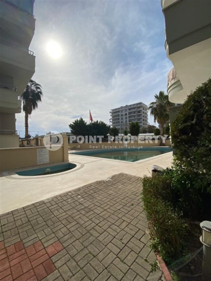 Spacious, bright 4+1 apartment 250 meters from the beach and embankment in the center of Oba district.-id-4202-photo-13