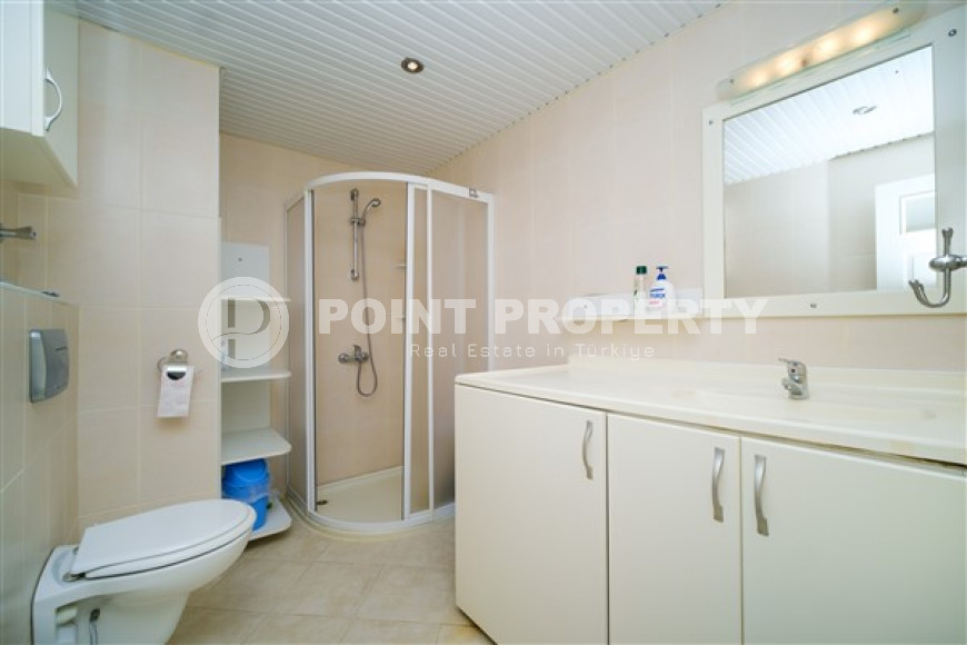 Spacious and inexpensive apartment of 90 m2 with a balcony, Payallar district-id-4220-photo-4