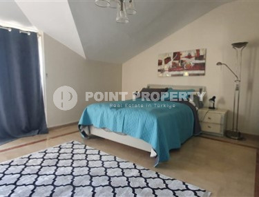 Светлый современный дуплекс на 5-м этаже с мансардой с панорамным видом на город.-id-4221-фото-4