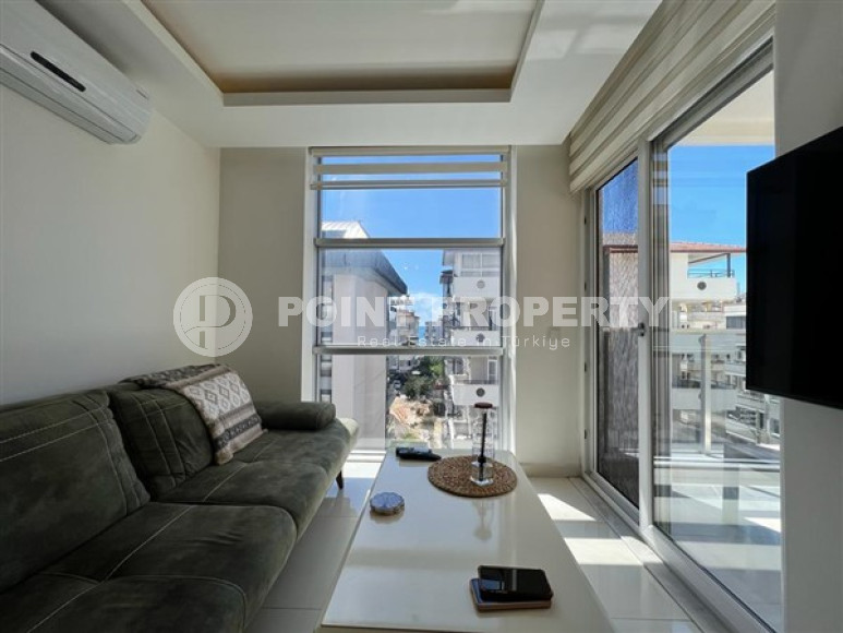 Небольшая светлая квартира 1+1 с хорошим ремонтом и современным дизайном в центре Аланьи.-id-4223-фото-5