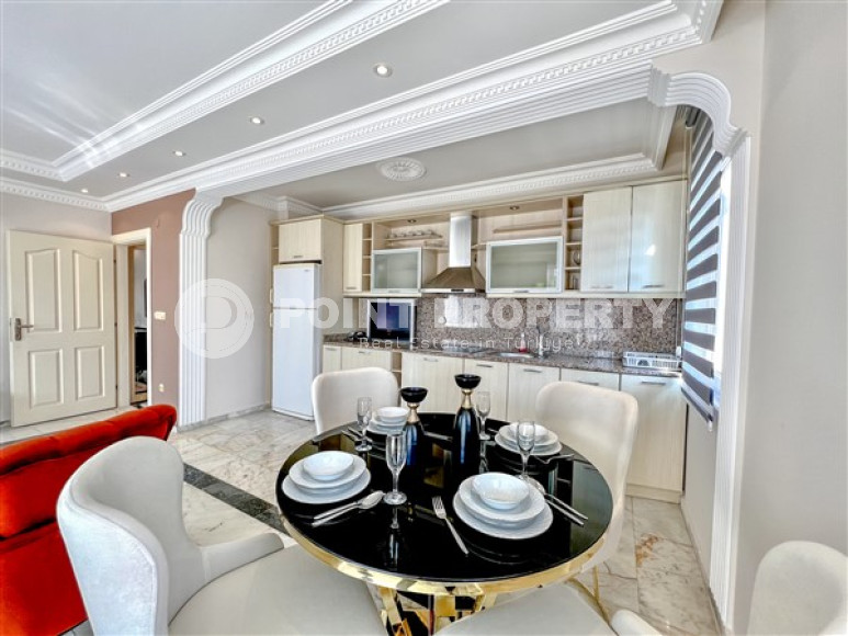 Прекрасный светлый дуплекс 4+1, общей площадью 190 м2, в 300 метрах от моря в центре района Оба.-id-4225-фото-2