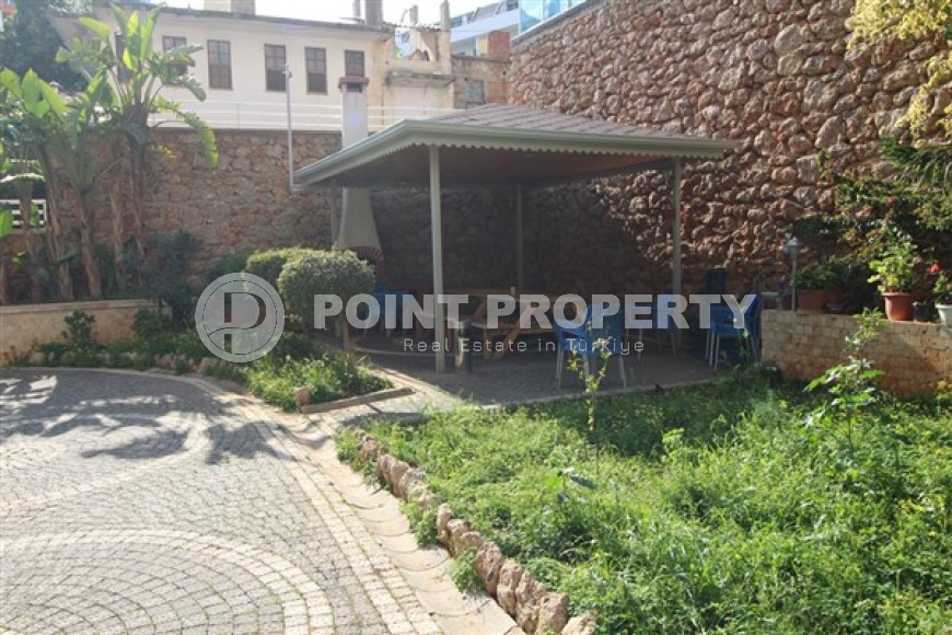 Большая однокомнатная квартира, общей площадью 85 м2, в комплексе с бассейнами и фитнес клубом.-id-4229-фото-8