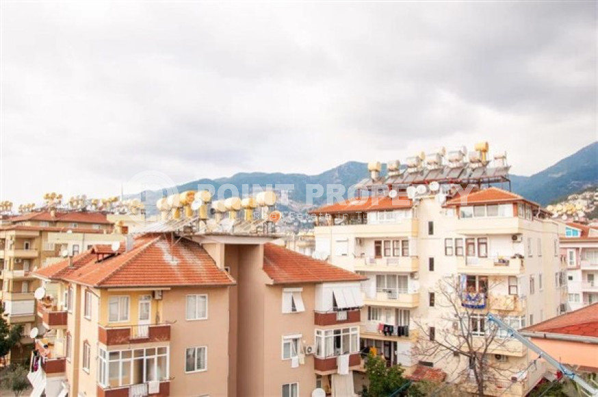 Удобный для проживания трёхкомнатный пентхаус 241 м2 в центре Аланьи.-id-4240-фото-13