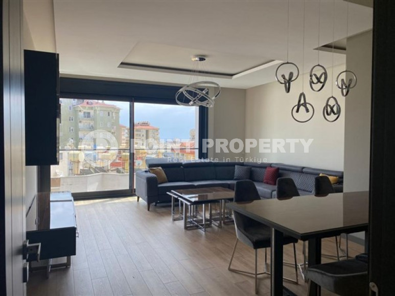 New and partially furnished apartments with an area of 160 m2 in the center of Alanya-id-4241-photo-1