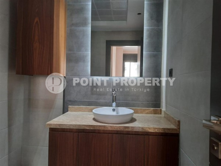 New and partially furnished apartments with an area of 160 m2 in the center of Alanya-id-4241-photo-10