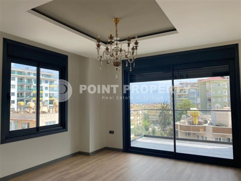New and partially furnished apartments with an area of 160 m2 in the center of Alanya-id-4241-photo-11
