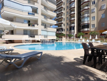 Furnished three-room apartment, 125m², 200m from the sea in the center of Mahmutlar, Alanya-id-2762-photo-2