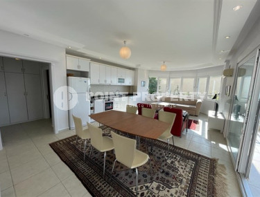 Стильная двухуровневая квартира с собственным садом в престижном районе Бекташ.-id-4246-фото-3