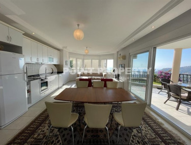 Стильная двухуровневая квартира с собственным садом в престижном районе Бекташ.-id-4246-фото-4