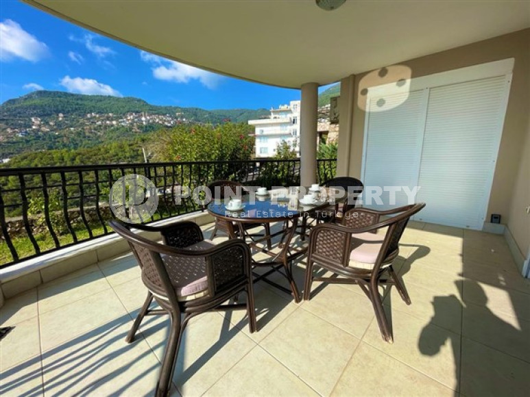 Стильная двухуровневая квартира с собственным садом в престижном районе Бекташ.-id-4246-фото-11