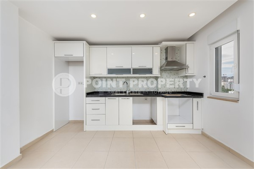 Просторная студия с чистовой отделкой на 8-м этаже в спокойном комфортабельном районе Авсаллар.-id-4249-фото-2