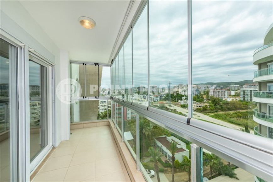 Просторная студия с чистовой отделкой на 8-м этаже в спокойном комфортабельном районе Авсаллар.-id-4249-фото-5