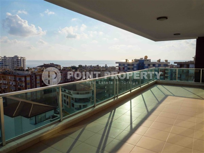 Bright modern apartment on the 7th floor with panoramic sea views in the center of the ecologically clean area of cozy Tosmur.-id-4253-photo-12
