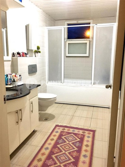 Просторные светлые апартаменты 2+1 на 1-м этаже с видом на роскошный цветущий сад.-id-4269-фото-6