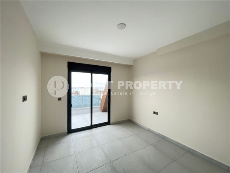 Просторный дуплекс 4+1 с чистовой отделкой на 4-м этаже с мансардой в элитном районе Аланьи Каргыджак.-id-4270-фото-6