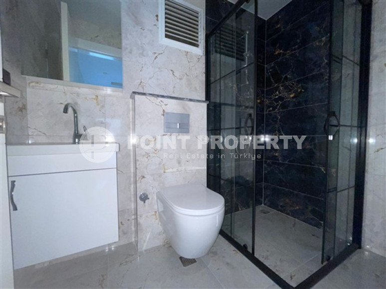 Просторный дуплекс 4+1 с чистовой отделкой на 4-м этаже с мансардой в элитном районе Аланьи Каргыджак.-id-4270-фото-14