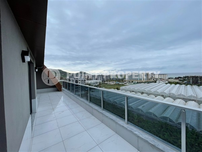 Просторный дуплекс 4+1 с чистовой отделкой на 4-м этаже с мансардой в элитном районе Аланьи Каргыджак.-id-4270-фото-16