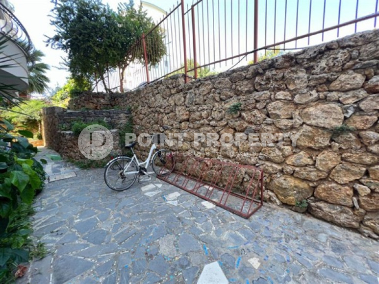 Ухоженная двухкомнатная квартира с мебелью в 500 метрах от моря, Тосмур-id-4277-фото-10