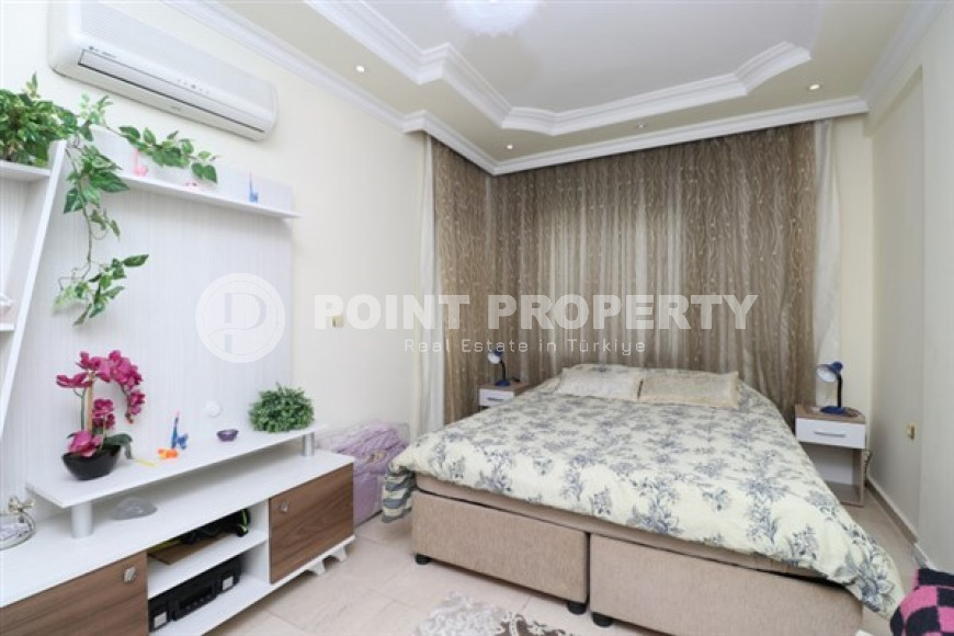 Вместительная квартира с двумя балконами в центре Аланьи, Гуллер Пинари. Жилая площадь 110 м2.-id-4279-фото-6