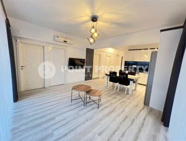 Четырехкомнатная квартира 150 м2 с большой гостиной комнатой и двумя ванными, район Оба-id-4280-фото-1