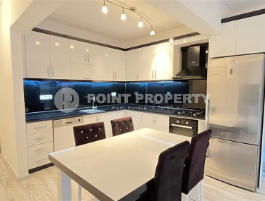 Четырехкомнатная квартира 150 м2 с большой гостиной комнатой и двумя ванными, район Оба-id-4280-фото-4