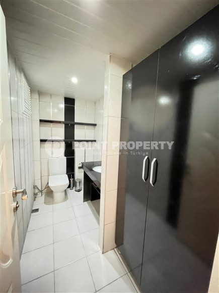 Four-room apartment 150 m2 with a large living room and two bathrooms, Oba district-id-4280-photo-10