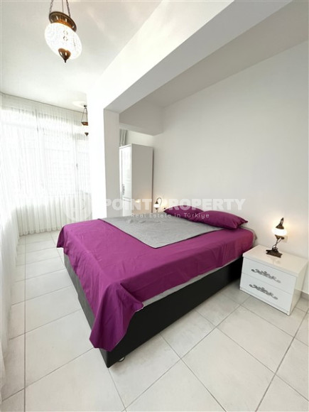 Four-room apartment 150 m2 with a large living room and two bathrooms, Oba district-id-4280-photo-13