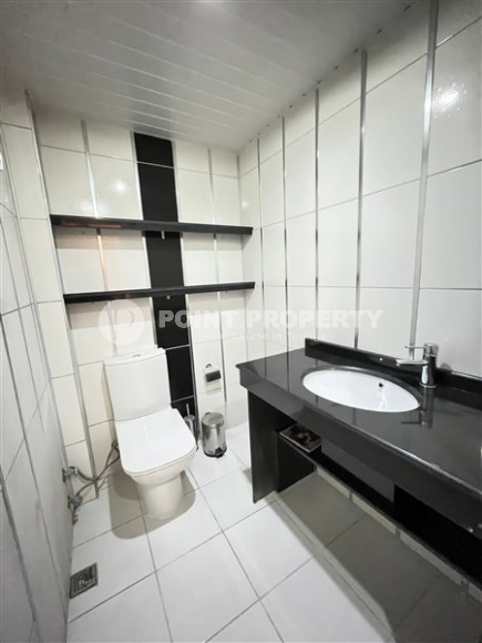 Four-room apartment 150 m2 with a large living room and two bathrooms, Oba district-id-4280-photo-15