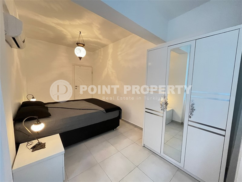 Four-room apartment 150 m2 with a large living room and two bathrooms, Oba district-id-4280-photo-18