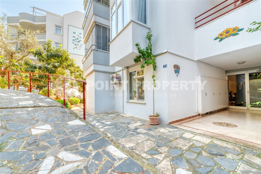 Comfortable two-room apartment with an area of 62 m2 in the Tosmur area-id-4283-photo-15