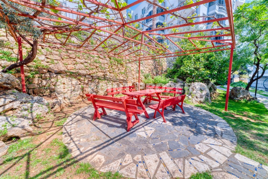 Comfortable two-room apartment with an area of 62 m2 in the Tosmur area-id-4283-photo-18