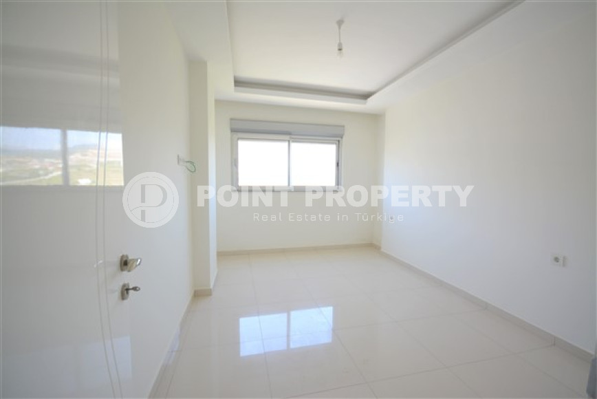 Large duplex 4+1 with fine finishing on the 12th floor with an attic with panoramic views of the sea and the city.-id-4289-photo-7