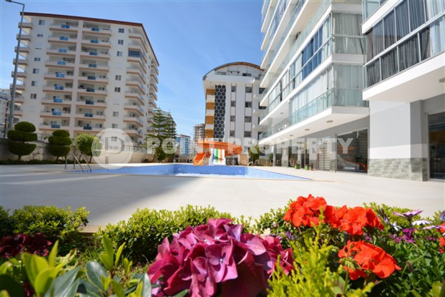 Large duplex 4+1 with fine finishing on the 12th floor with an attic with panoramic views of the sea and the city.-id-4289-photo-15