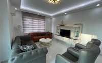 Bright, spacious apartment with two bedrooms on the 4th floor in the center of Mahmutlar.-id-4293-photo-2
