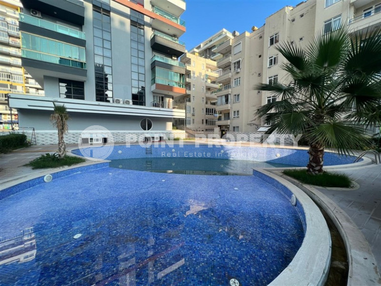 Bright, spacious apartment with two bedrooms on the 4th floor in the center of Mahmutlar.-id-4293-photo-18