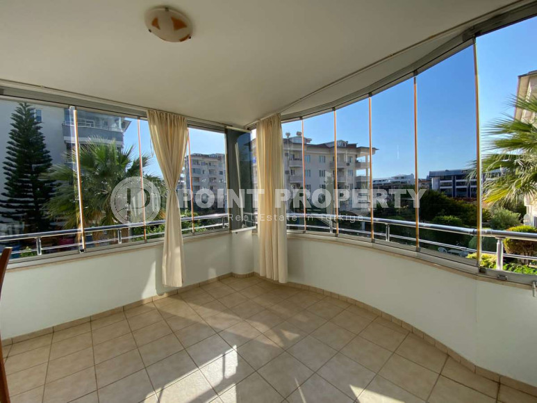 Просторная квартира 2+1 на 1-м этаже в доме с бассейном и большим зеленым садом.-id-4294-фото-17