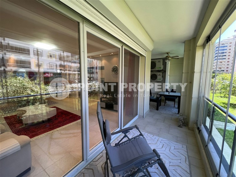 Stylish modern apartment 2+1, with a total area of 120 m2, 250 meters from the sea in the Mahmutlar area.-id-4298-photo-17