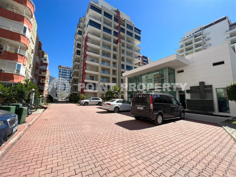 Stylish modern apartment 2+1, with a total area of 120 m2, 250 meters from the sea in the Mahmutlar area.-id-4298-photo-27